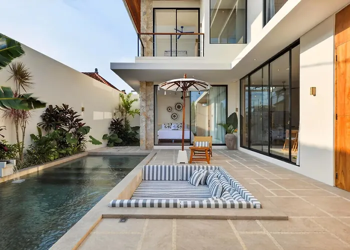 Modern Luxury 3br - Minutes To Kedungu Ferienhaus