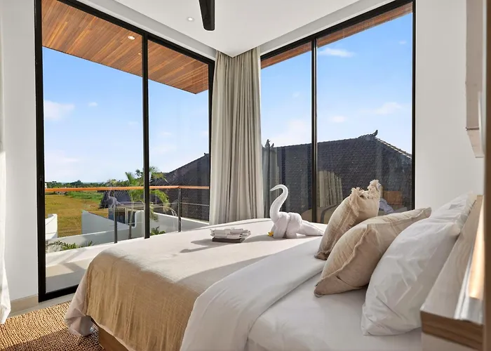 Modern Luxury 3br - Minutes To Kedungu Ferienhaus *